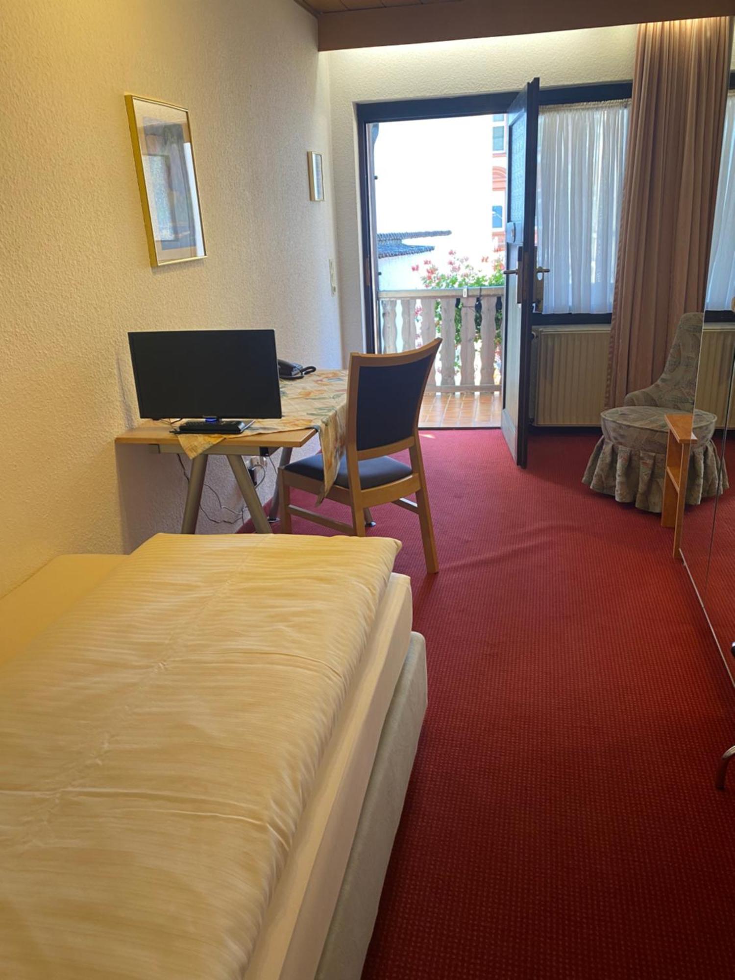 Gaestehaus Vis-A-Vis Rüdesheim am Rhein Exteriör bild